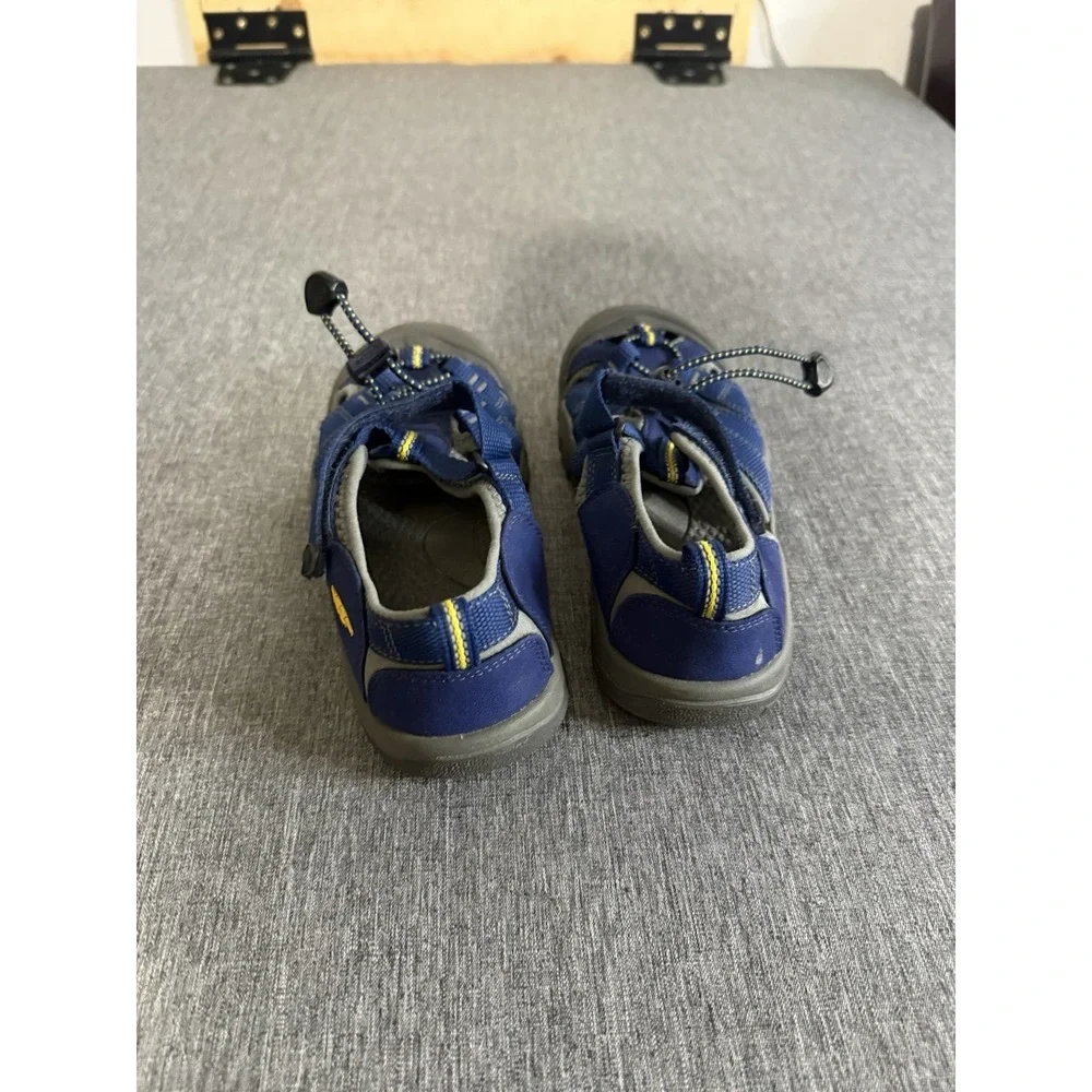 Keen Newport H2 Hiking Sandals Kid's Size 3 Blue Waterproof Bungee Cinch 1009962